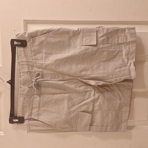 Light. Unbranded khaki shorts L